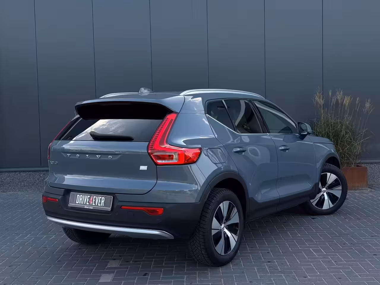 Volvo XC40 1.5 T4 Plug-in hybrid Core Bright FACELIFT M24 NAVI|CLIMATE|CAMERA|LED