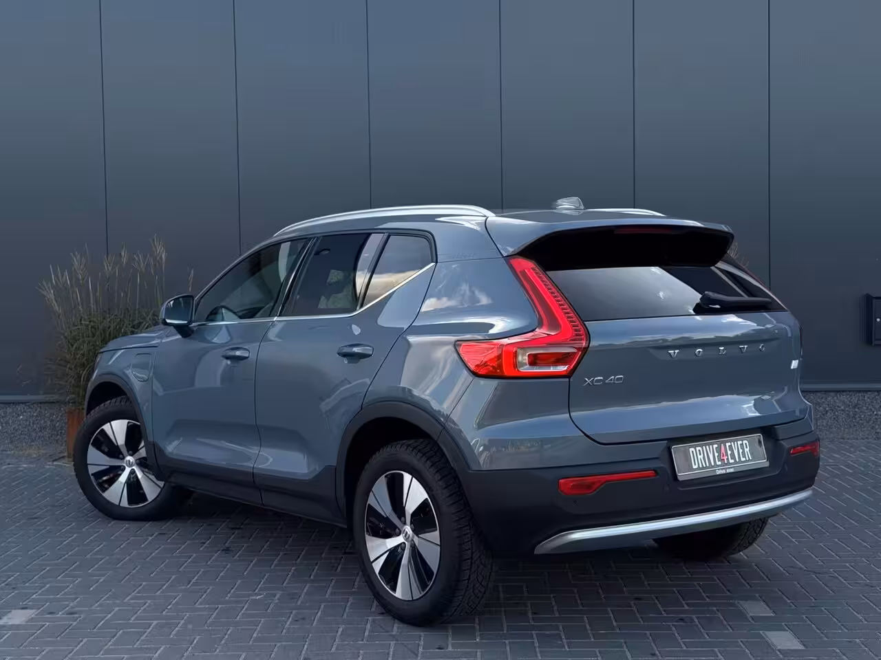 Volvo XC40 1.5 T4 Plug-in hybrid Core Bright FACELIFT M24 NAVI|CLIMATE|CAMERA|LED