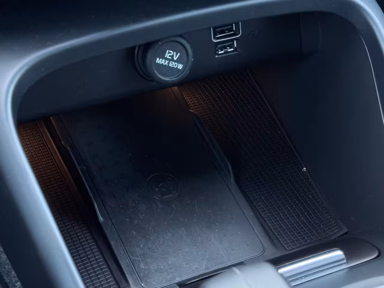 Volvo XC40 1.5 T4 Plug-in hybrid Core Bright FACELIFT M24 NAVI|CLIMATE|CAMERA|LED