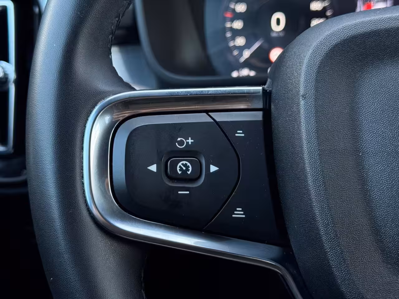 Volvo XC40 1.5 T4 Plug-in hybrid Core Bright FACELIFT M24 NAVI|CLIMATE|CAMERA|LED