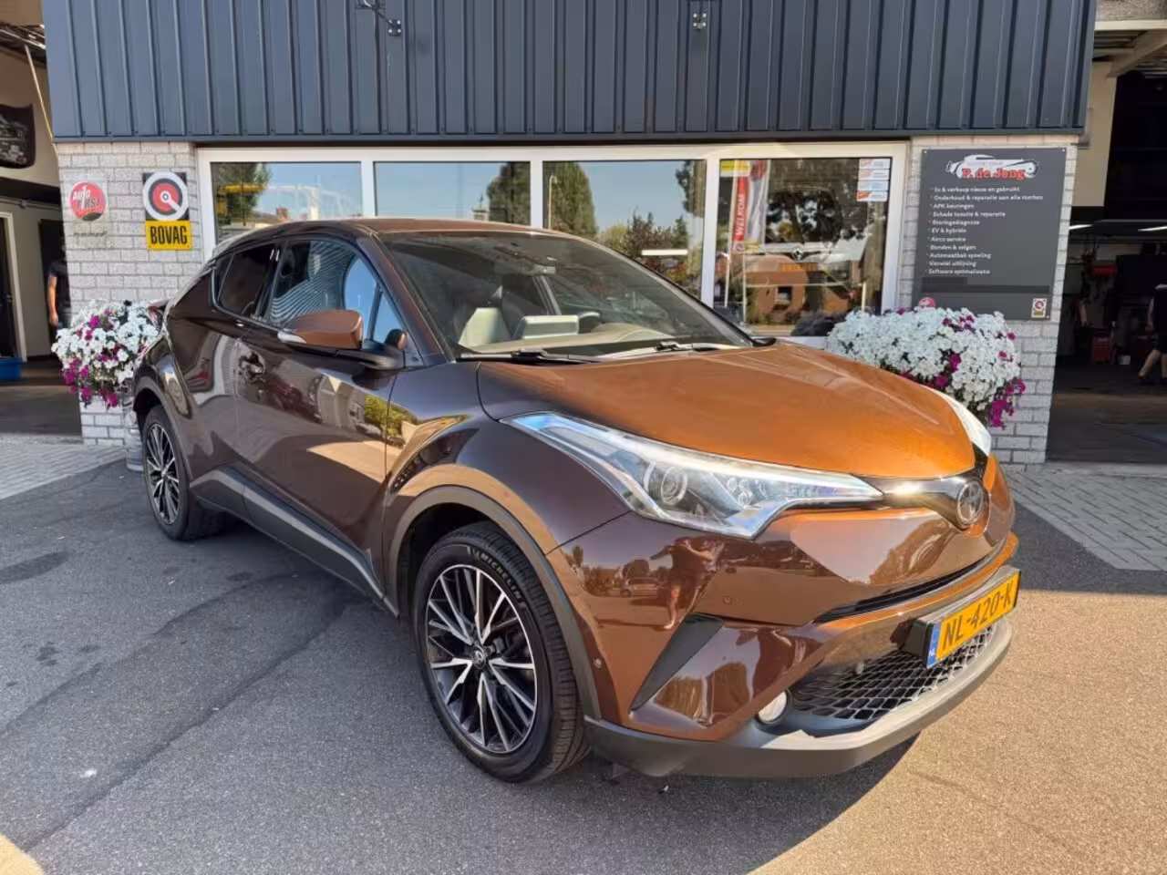 Toyota C-HR 1.2 EXECUTIVE Origineel Nederlands 1e eigenaar ACC Stoelverwarming Navigatie