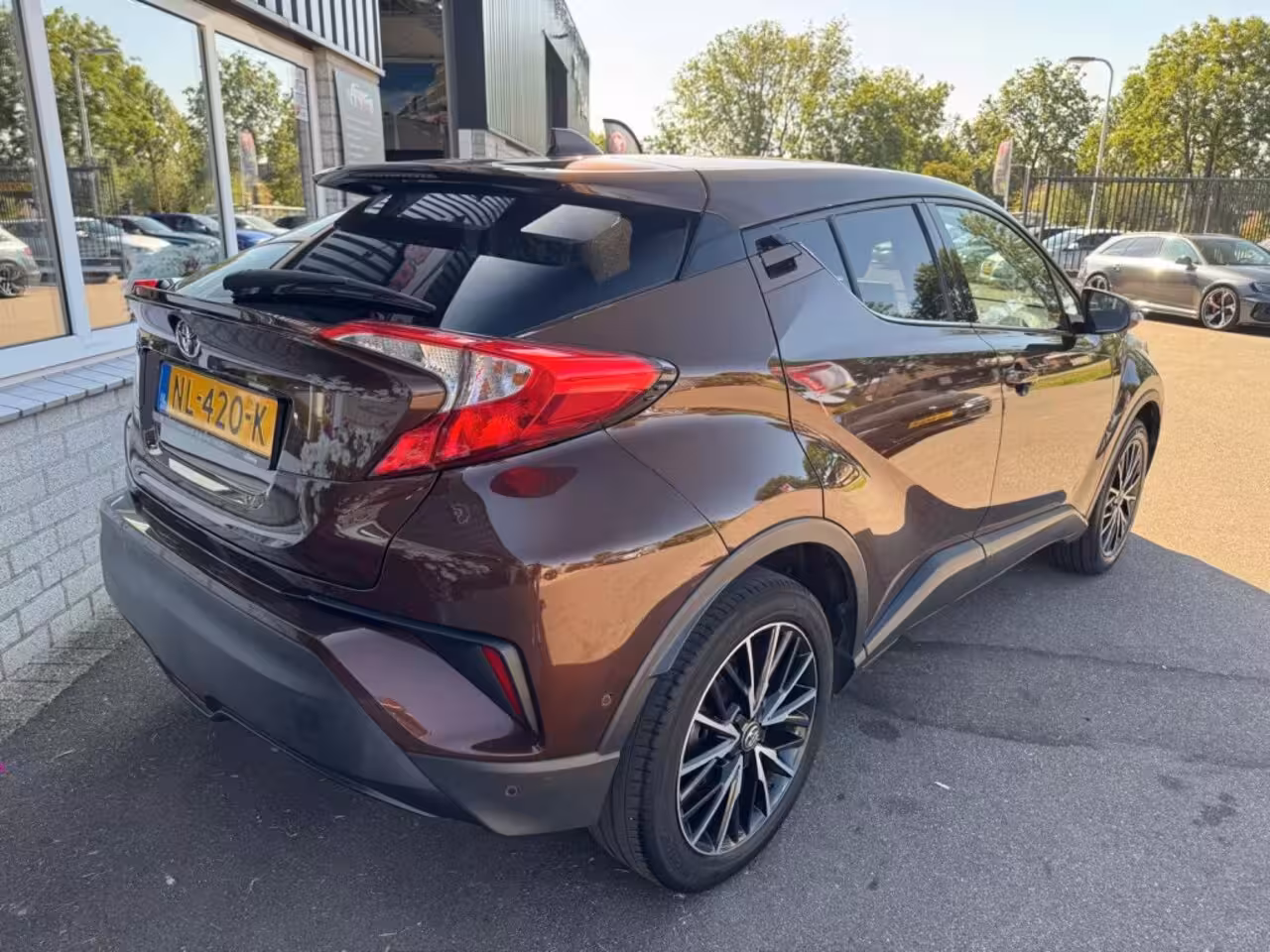 Toyota C-HR 1.2 EXECUTIVE Origineel Nederlands 1e eigenaar ACC Stoelverwarming Navigatie