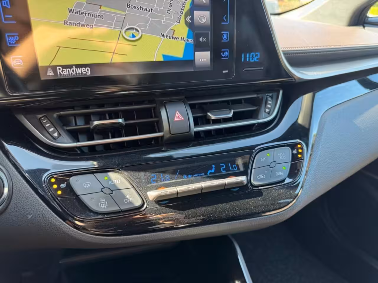 Toyota C-HR 1.2 EXECUTIVE Origineel Nederlands 1e eigenaar ACC Stoelverwarming Navigatie