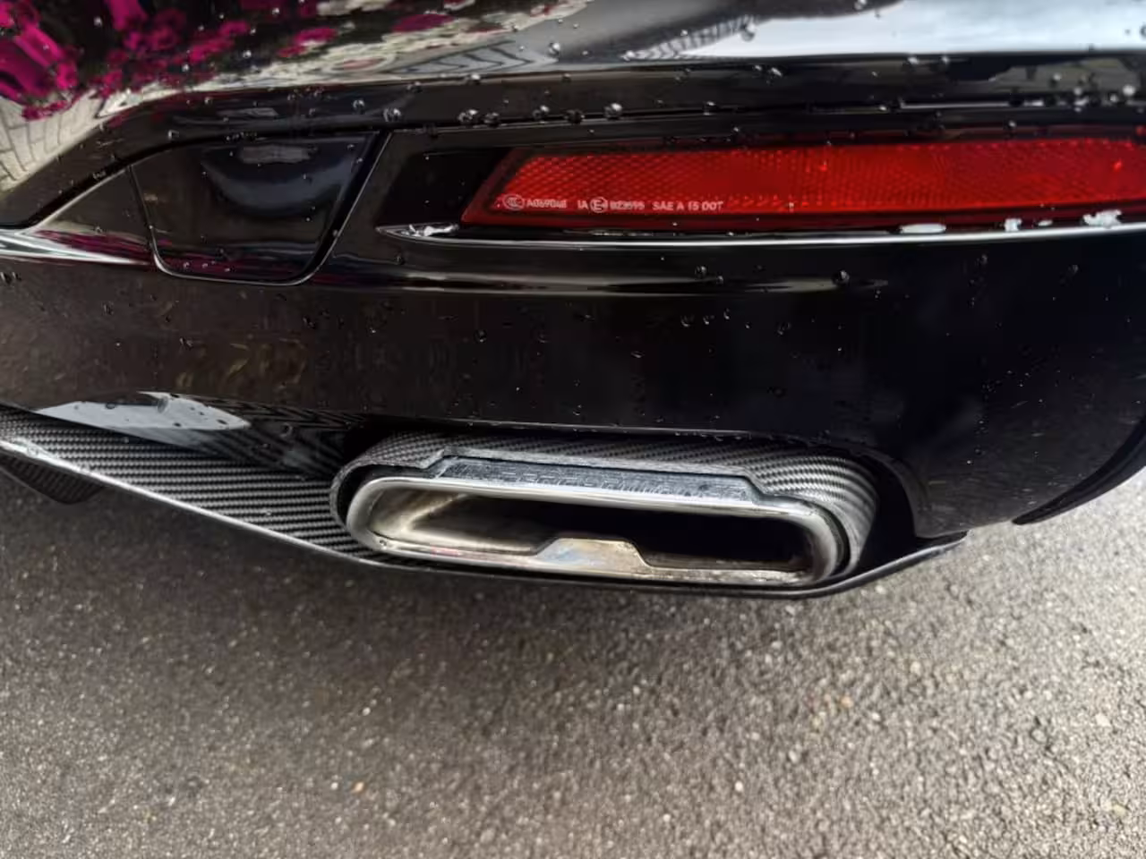 BMW 5-serie 540I XD Massage Memory Stoelkoeling Parfum Panoramadak Stoelverwarming voor en achter Ramv