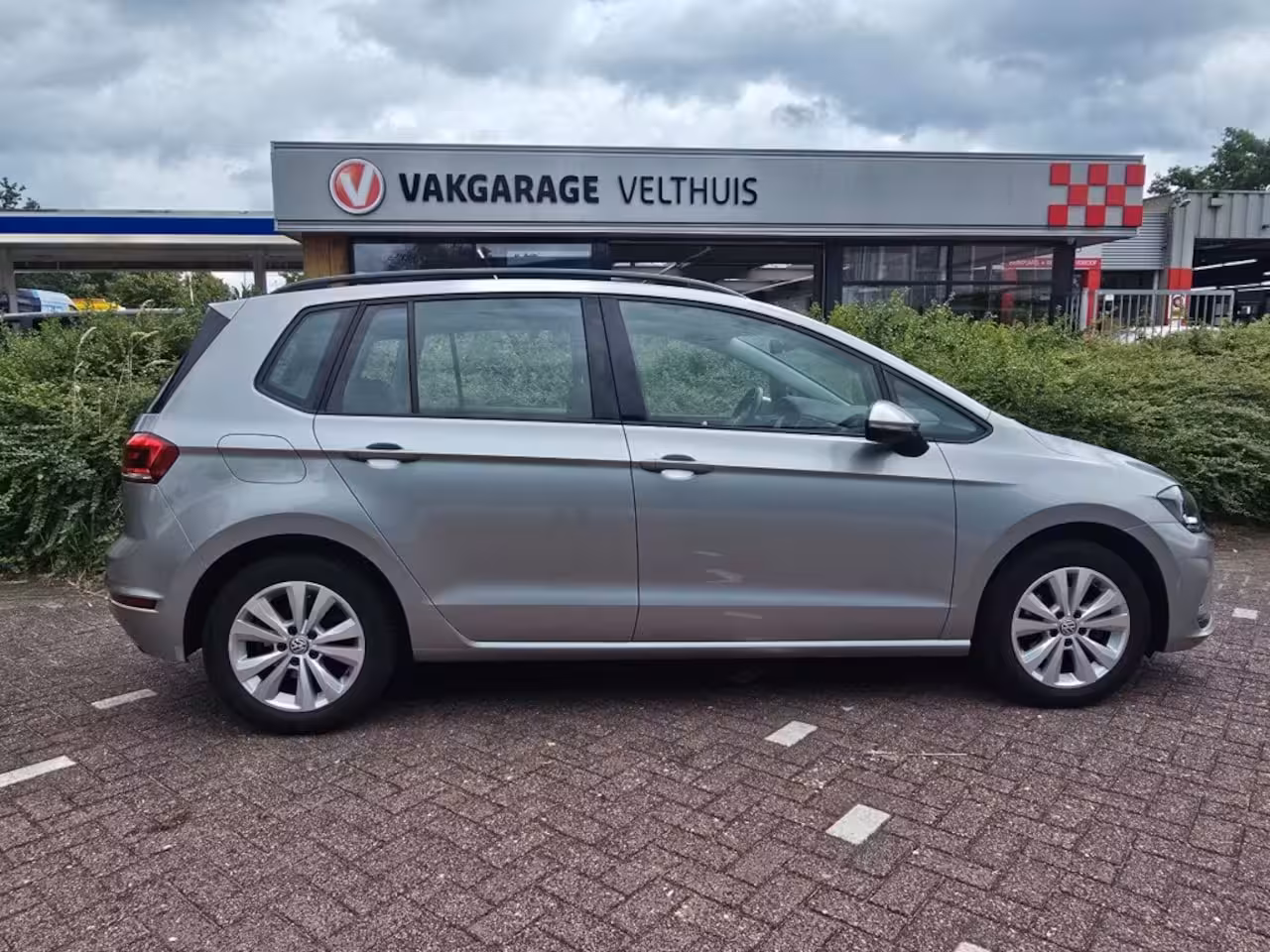 Volkswagen Golf Sportsvan 1.0 TSI HIGHLINE Trekhaak Stoelverwarming