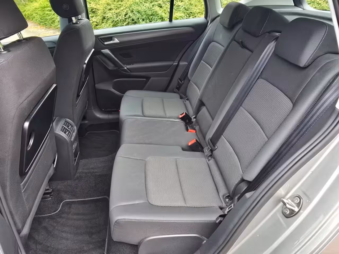 Volkswagen Golf Sportsvan 1.0 TSI HIGHLINE Trekhaak Stoelverwarming