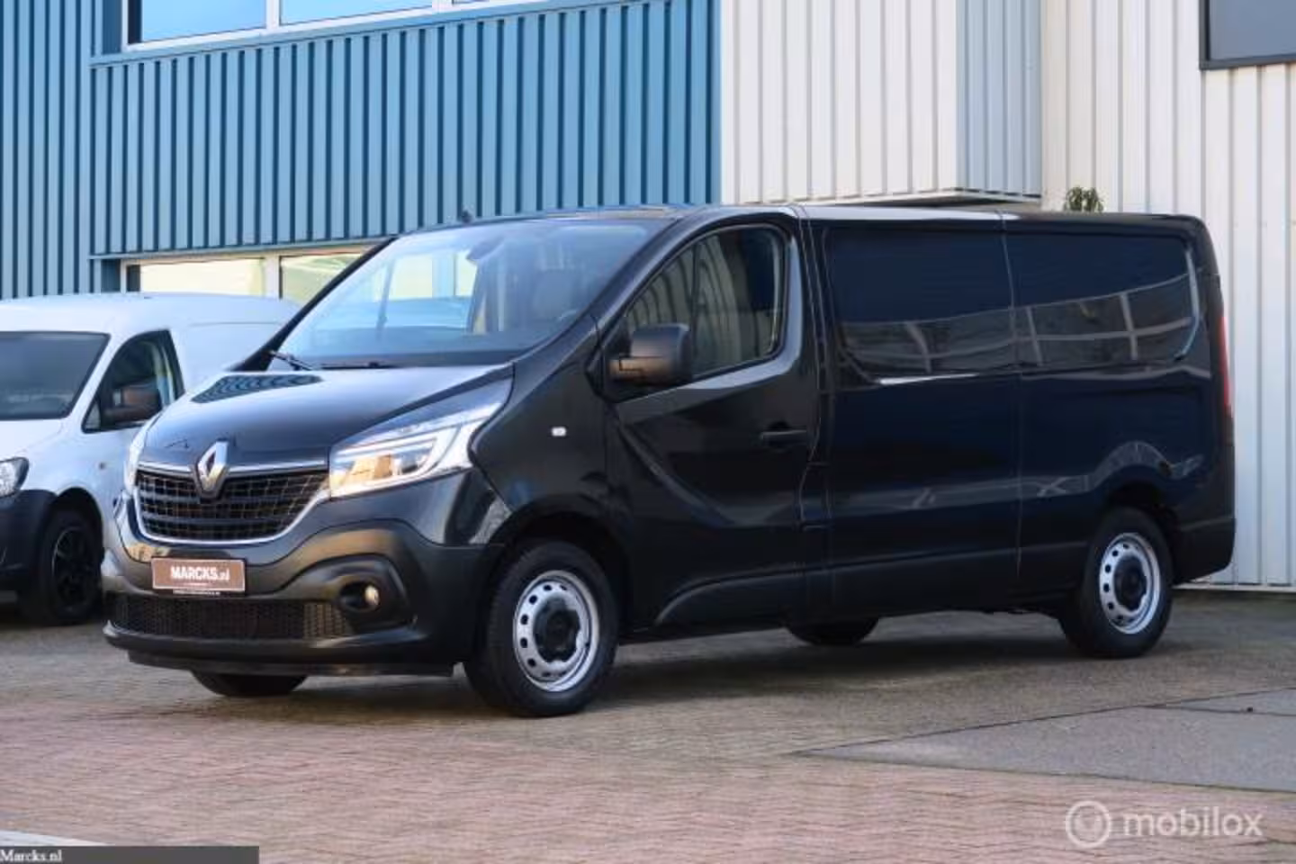 Renault Trafic bestel 2.0 dCi 120 pk EURO6 3 pers 1e eig Camera