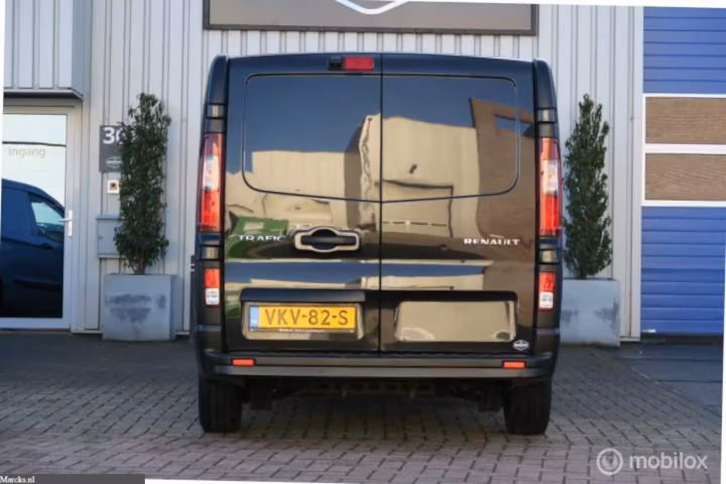 Renault Trafic bestel 2.0 dCi 120 pk EURO6 3 pers 1e eig Camera