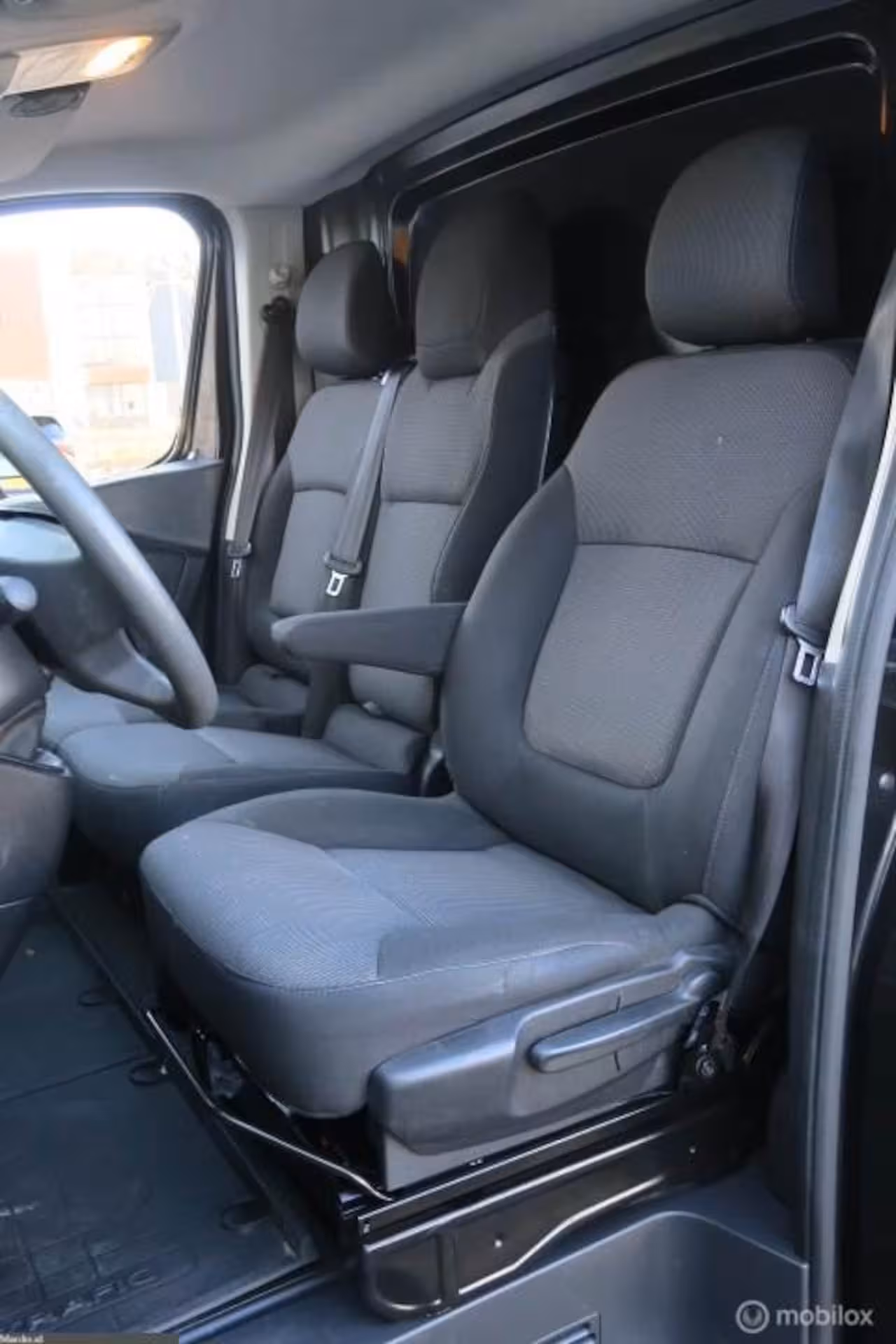 Renault Trafic bestel 2.0 dCi 120 pk EURO6 3 pers 1e eig Camera