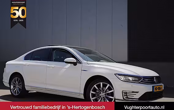 Volkswagen Passat 1.4 TSI GTE 218pk/*Highline*Adaptive/Virtual/Sunroof/Trekh./Leder/18"