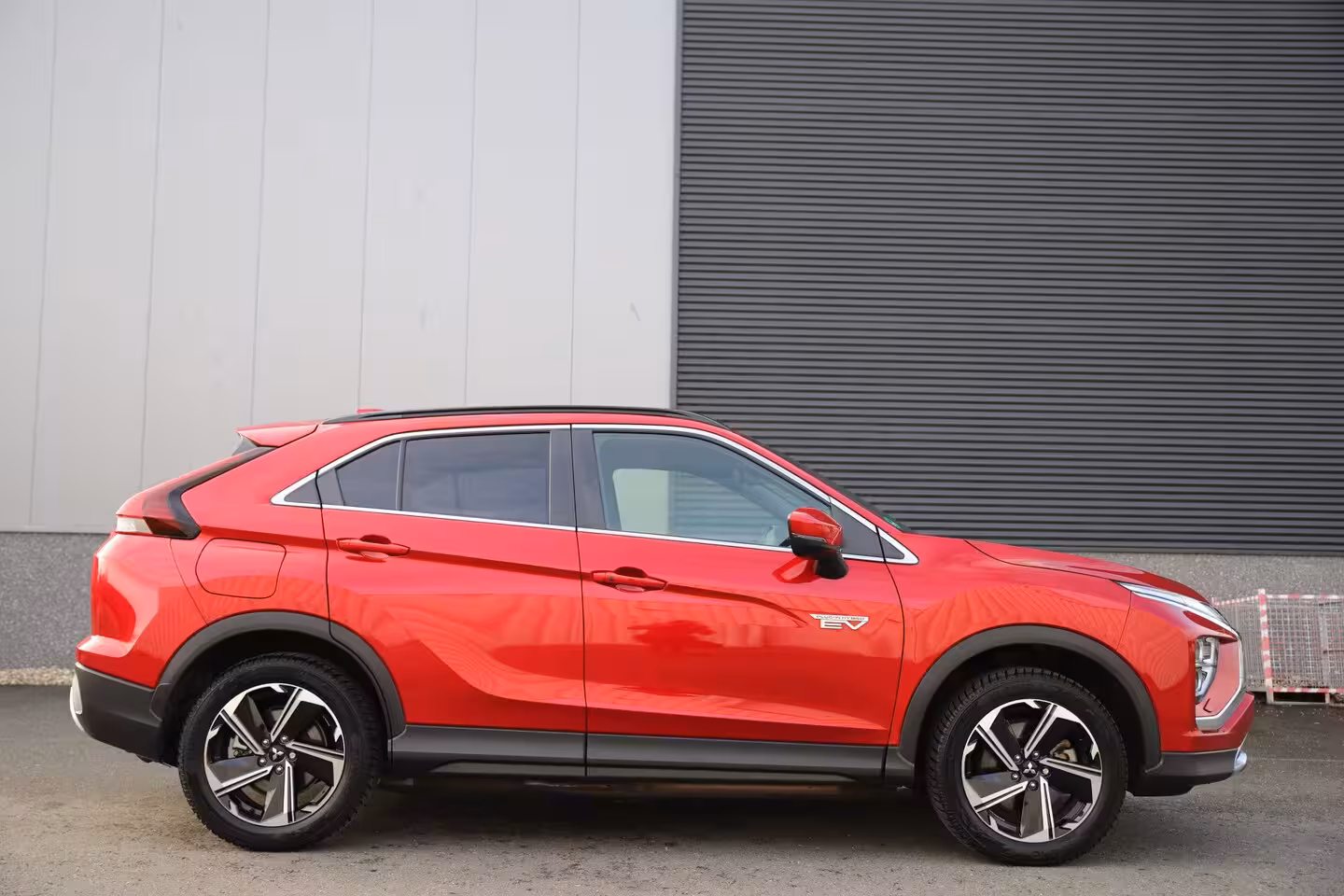 Mitsubishi Eclipse Cross 2.4 PHEV 4WD Instyle/EV/Adaptive/360Cam/Trekhaak/Carplay