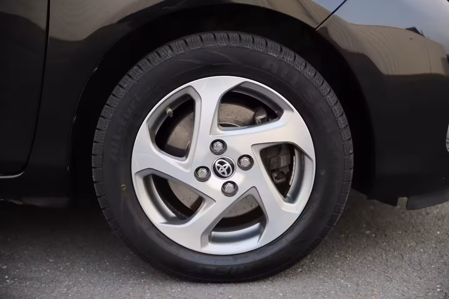 Toyota Yaris 1.5 Hybrid 5drs Automaat/Cruise/Navigatie/Camera/LED