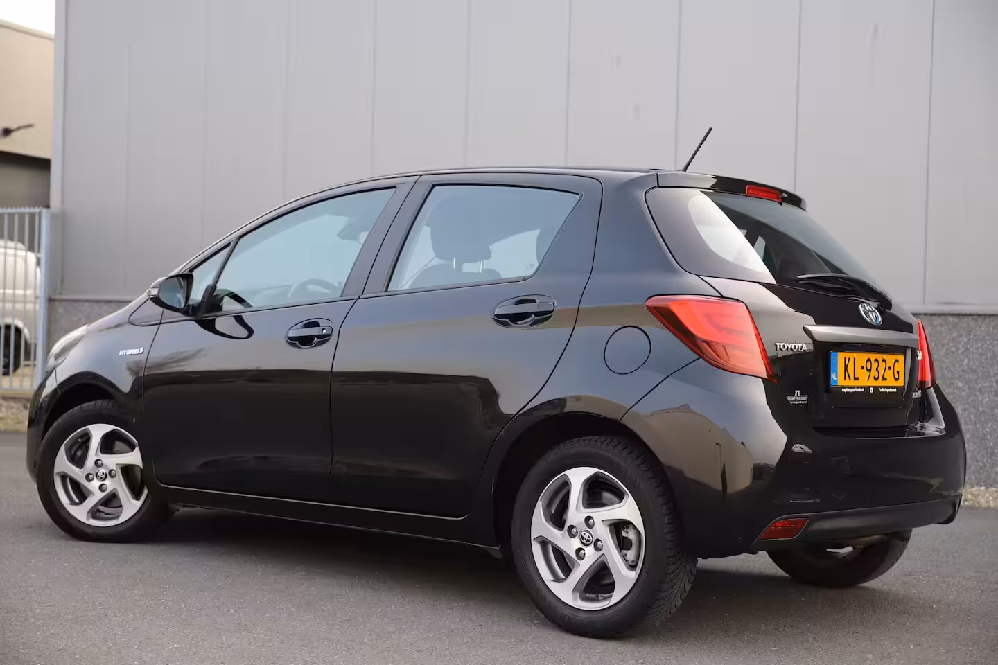 Toyota Yaris 1.5 Hybrid 5drs Automaat/Cruise/Navigatie/Camera/LED