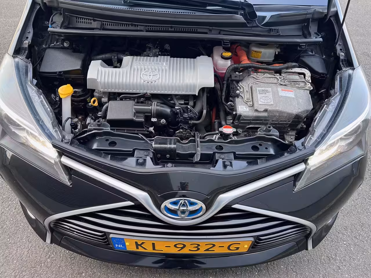 Toyota Yaris 1.5 Hybrid 5drs Automaat/Cruise/Navigatie/Camera/LED