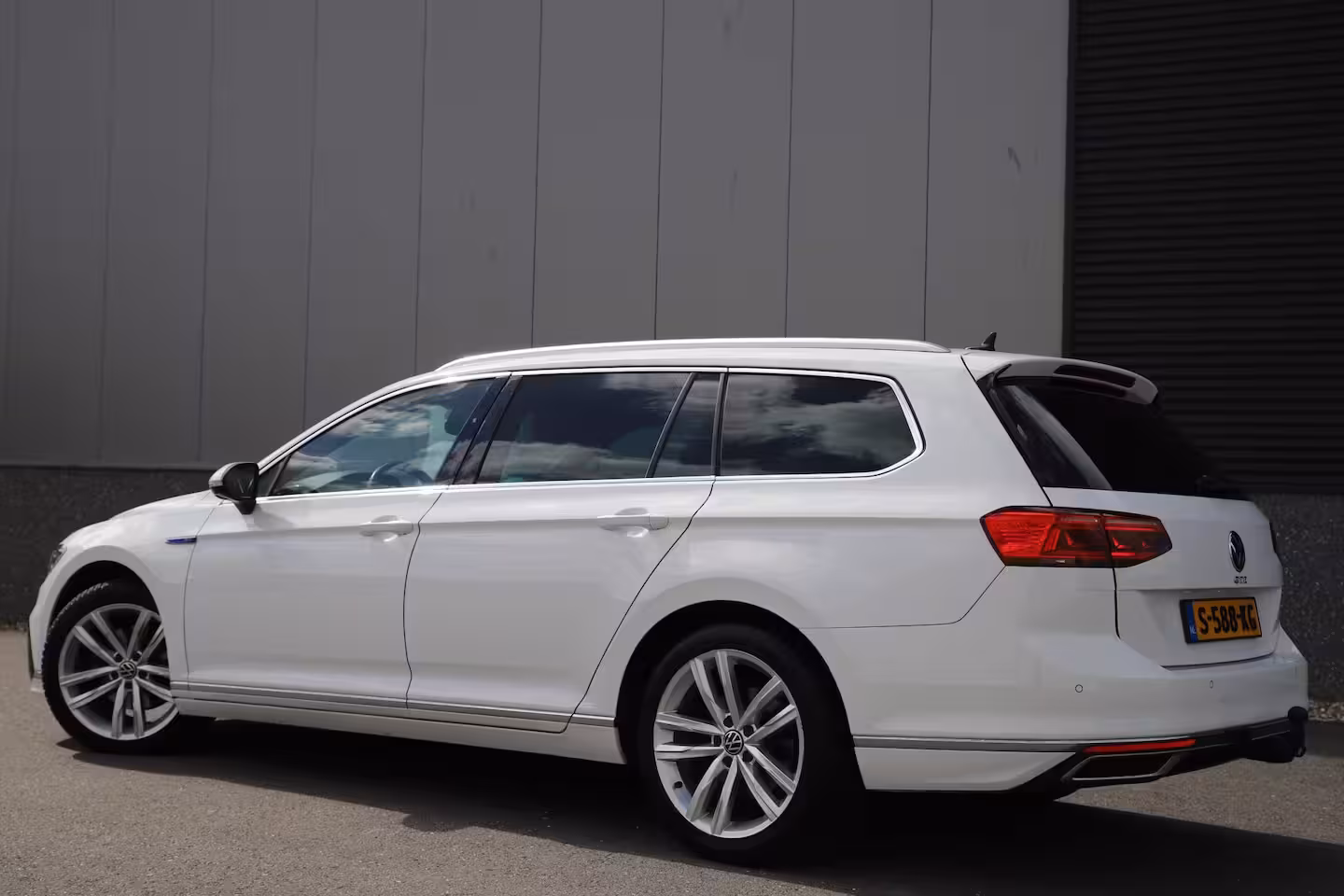 Volkswagen Passat Variant 1.4 TSI 218pk GTE/Leder/Pano/Virtual/Matrix/360cam/Adaptive