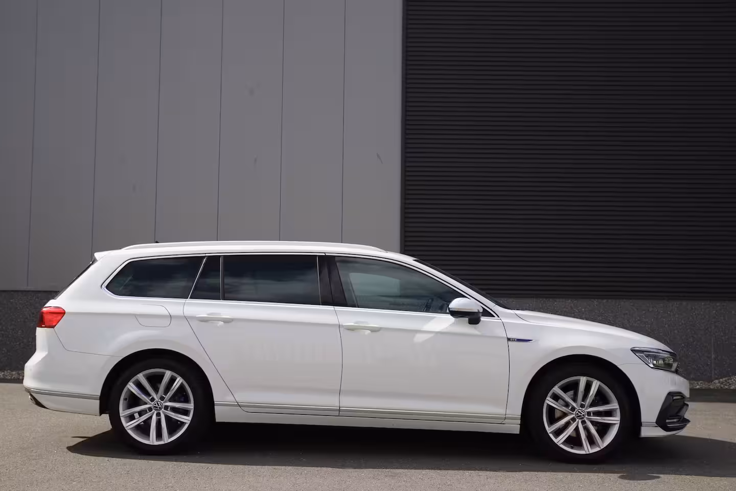 Volkswagen Passat Variant 1.4 TSI 218pk GTE/Leder/Pano/Virtual/Matrix/360cam/Adaptive