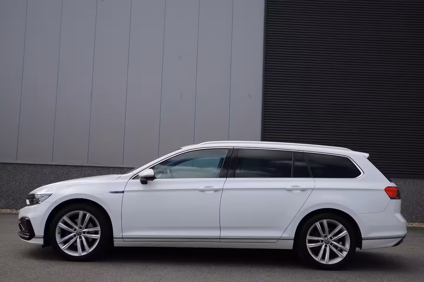 Volkswagen Passat Variant 1.4 TSI 218pk GTE/Leder/Pano/Virtual/Matrix/360cam/Adaptive