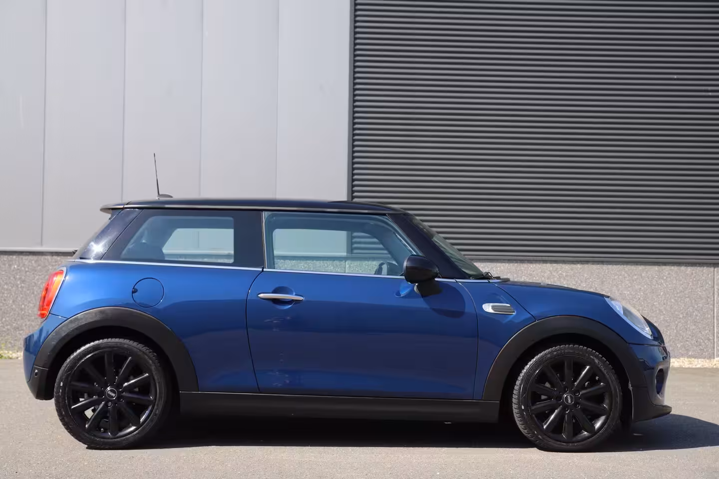 Mini Cooper 1.5 136pk *Automaat*/Chili /Cruise/Two-Tone/17"/led