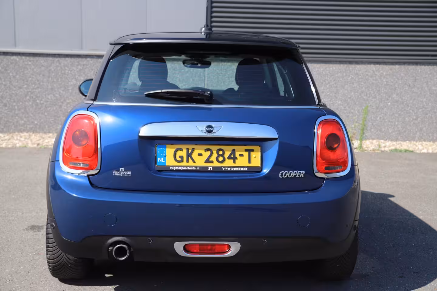 Mini Cooper 1.5 136pk *Automaat*/Chili /Cruise/Two-Tone/17"/led