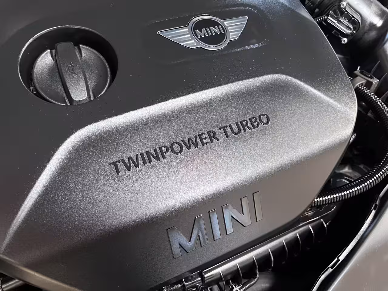 Mini Cooper 1.5 136pk *Automaat*/Chili /Cruise/Two-Tone/17"/led