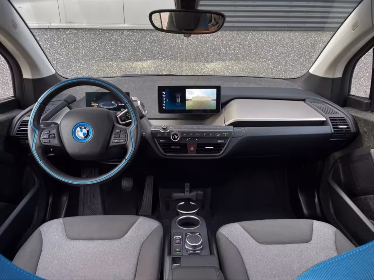 BMW i3 S 184pk Executive 120Ah 42 kWh*Blue Ridge*NaviPro/Camera/W-pomp/20"/3-fase
