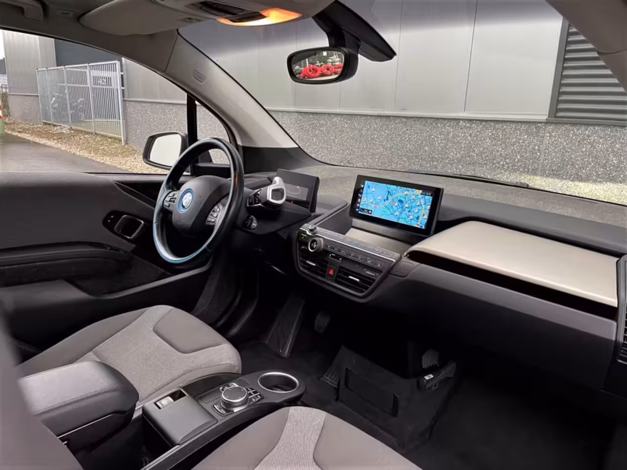 BMW i3 S 184pk Executive 120Ah 42 kWh*Blue Ridge*NaviPro/Camera/W-pomp/20"/3-fase
