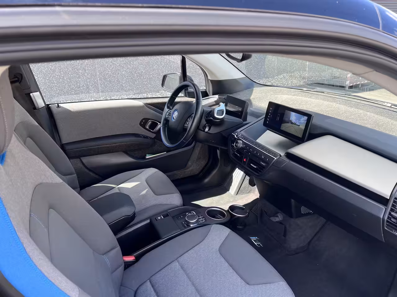 BMW i3 S 184pk Executive 120Ah 42 kWh*Blue Ridge*NaviPro/Camera/W-pomp/20"/3-fase
