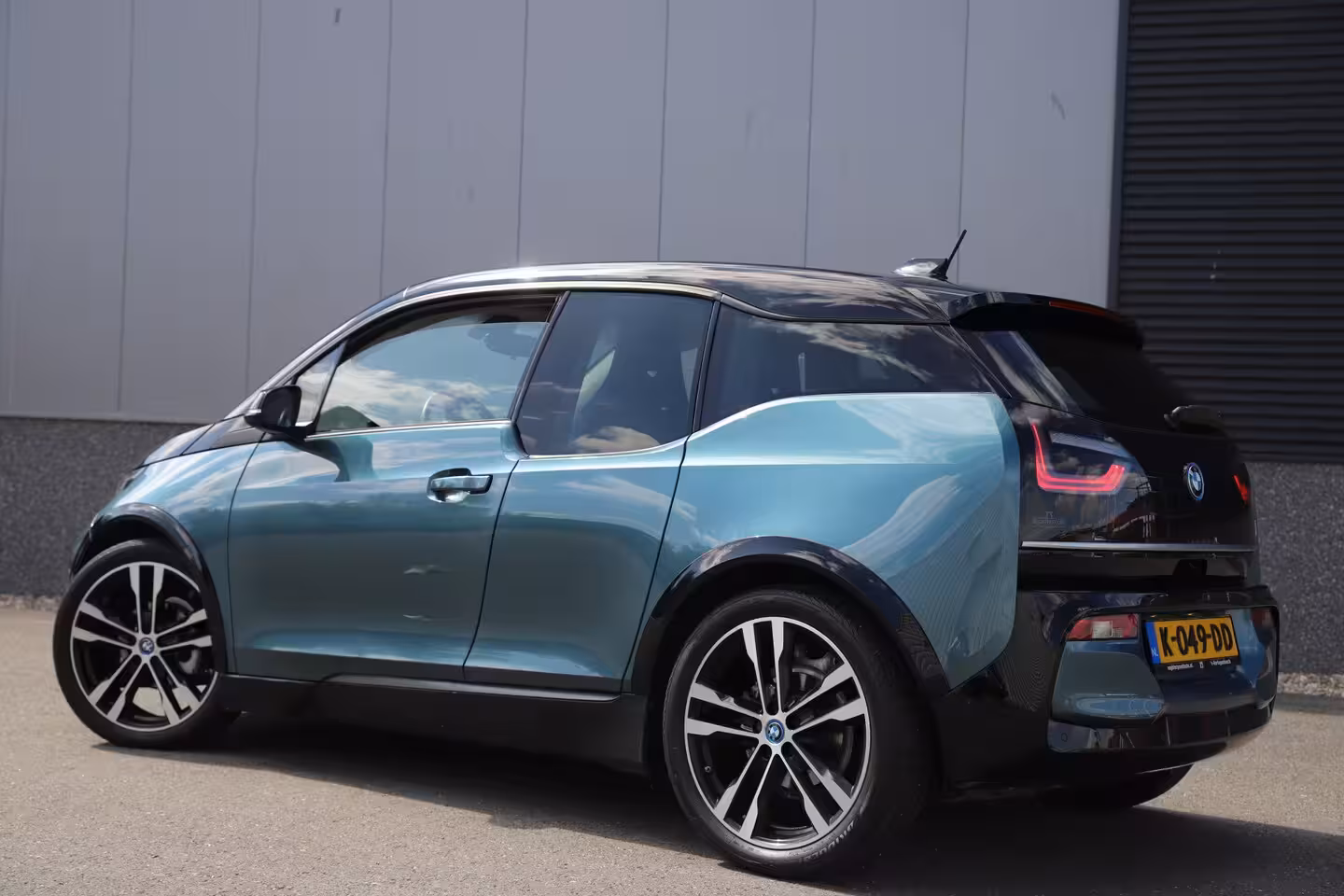 BMW i3 S 184pk Executive 120Ah 42 kWh*Blue Ridge*NaviPro/Camera/W-pomp/20"/3-fase