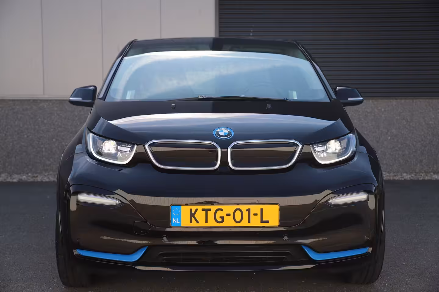 BMW i3 S 184pk Executive 120Ah 42 kWh/Sunroof/Carplay/W-pomp/Camera/3-fase/20"