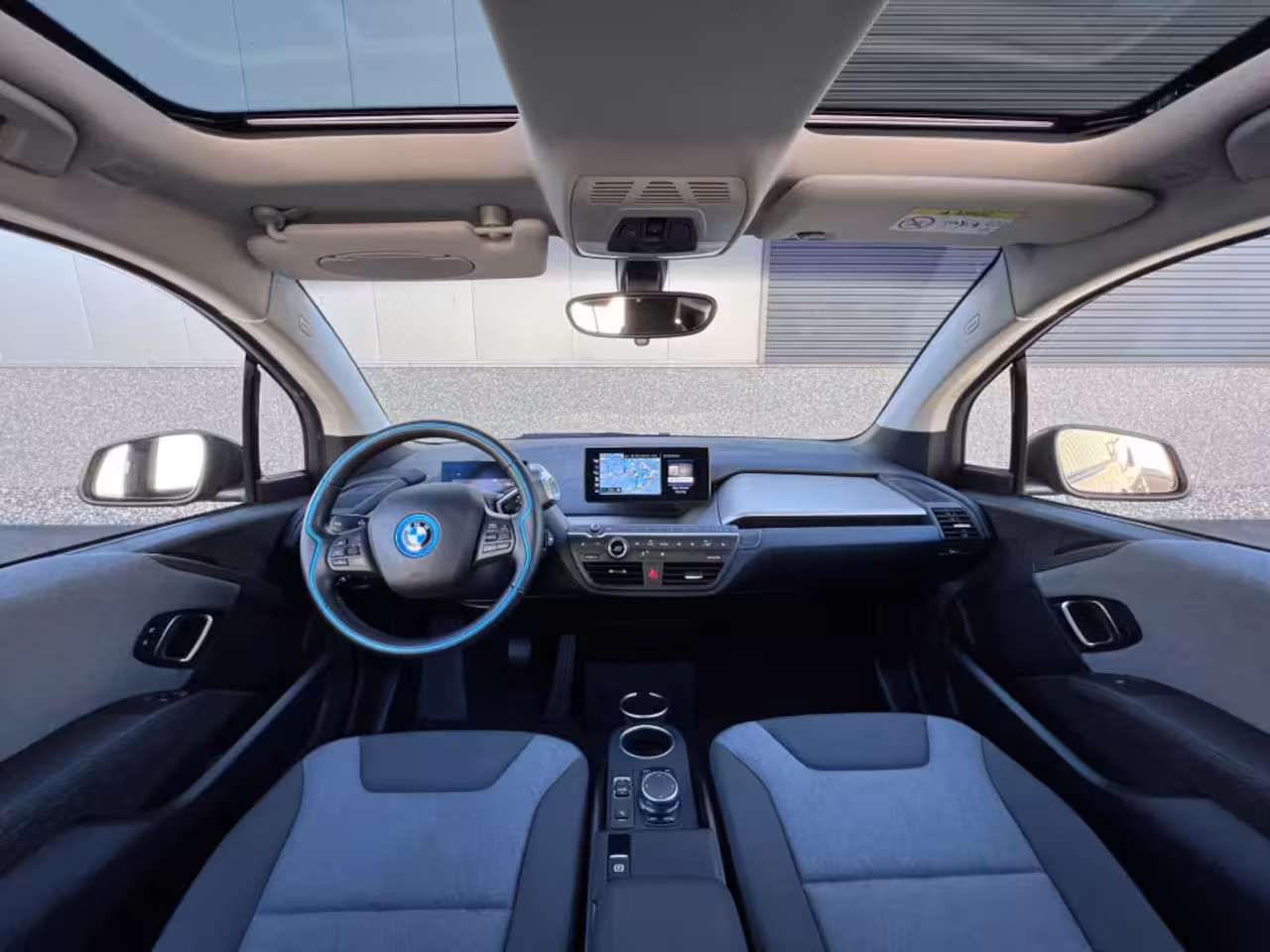 BMW i3 S 184pk Executive 120Ah 42 kWh/Sunroof/Carplay/W-pomp/Camera/3-fase/20"