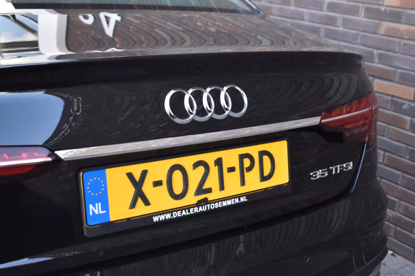 Audi A4 Limousine 35 TFSI Advanced Edition