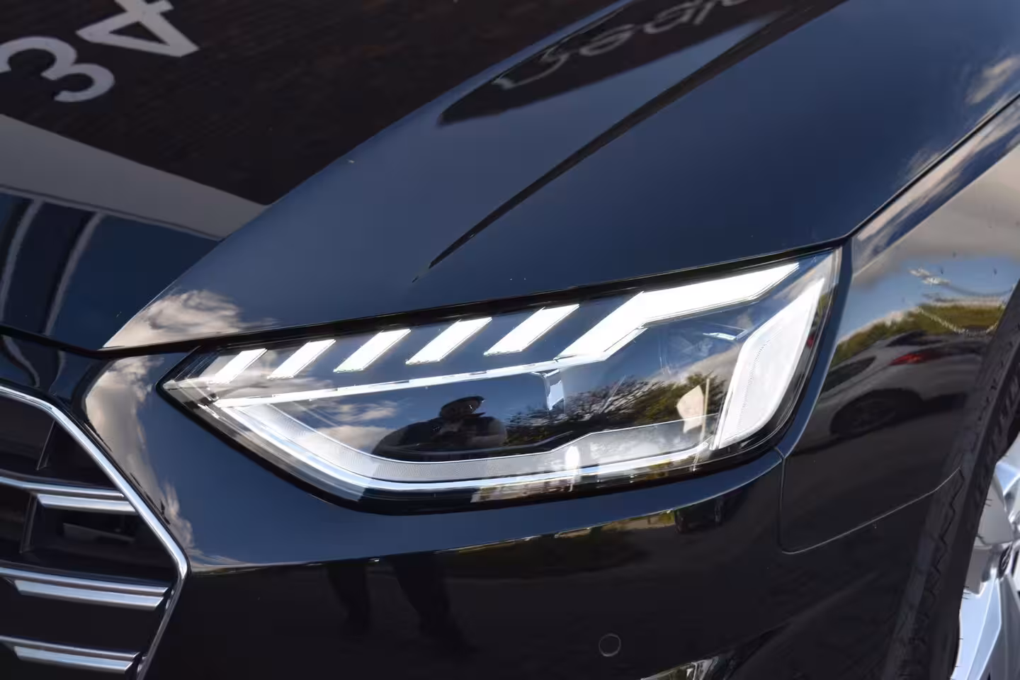 Audi A4 Limousine 35 TFSI Advanced Edition