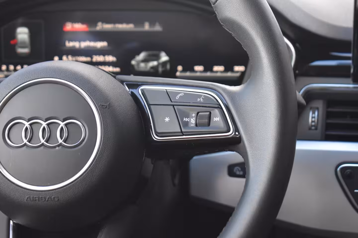 Audi A4 Limousine 35 TFSI Advanced Edition
