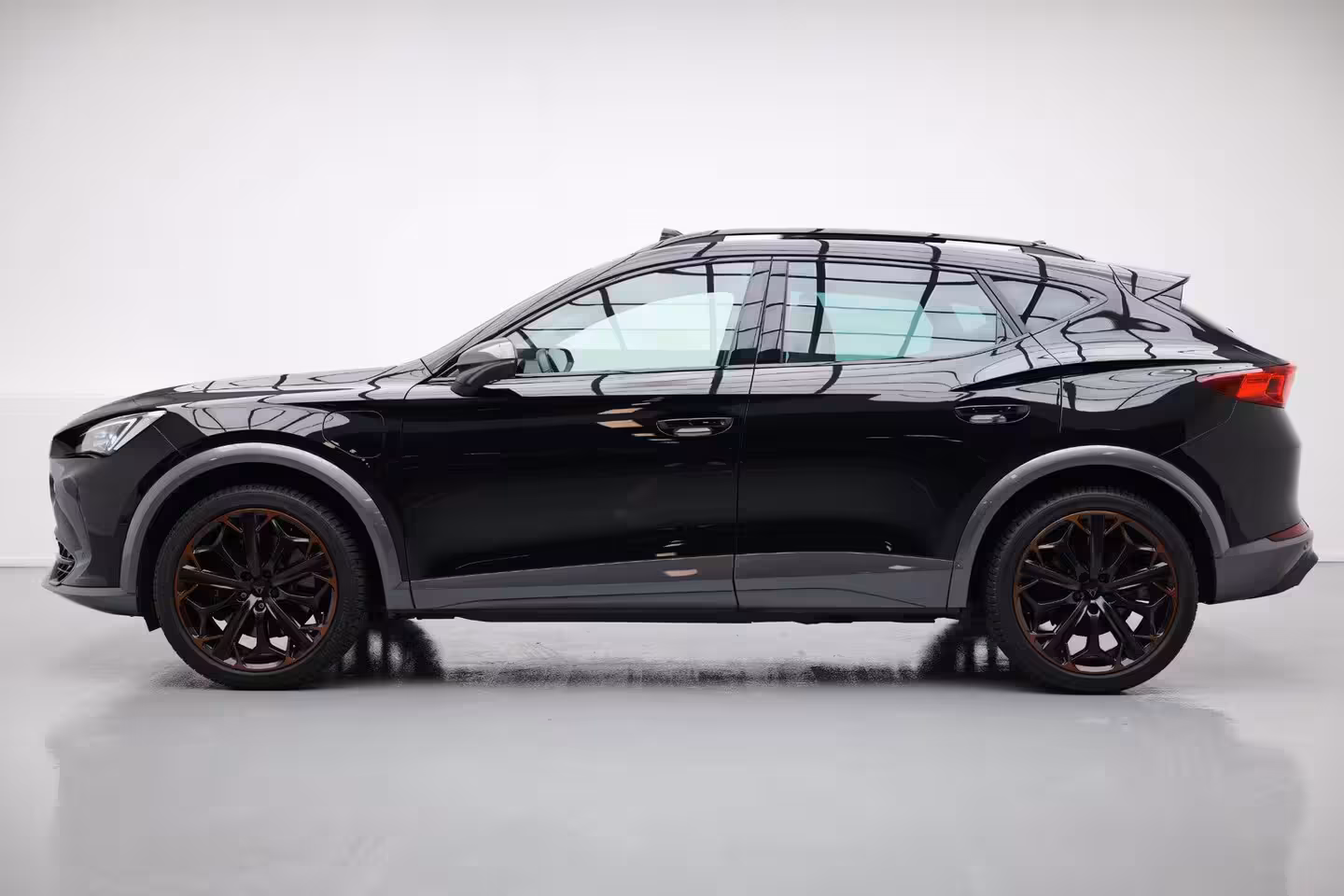 Cupra Formentor 1.4 e-Hybrid VZ Performance |Pano|Buttons|Memory|Dodehoek|Ambient|