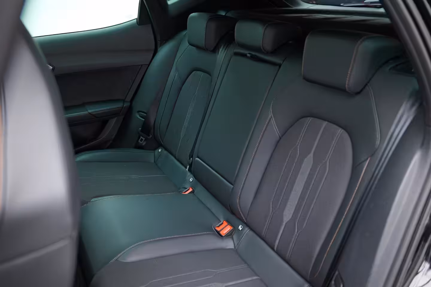 Cupra Formentor 1.4 e-Hybrid VZ Performance |Pano|Buttons|Memory|Dodehoek|Ambient|