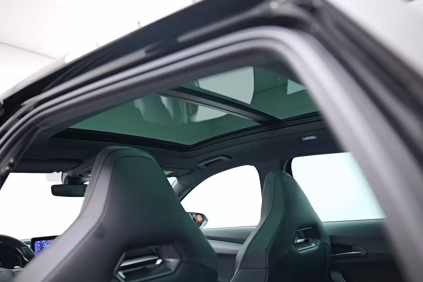 Cupra Formentor 1.4 e-Hybrid VZ Performance |Pano|Buttons|Memory|Dodehoek|Ambient|