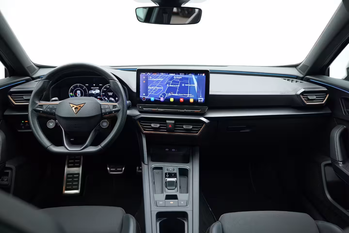 Cupra Formentor 1.4 e-Hybrid VZ Performance |Pano|Buttons|Memory|Dodehoek|Ambient|