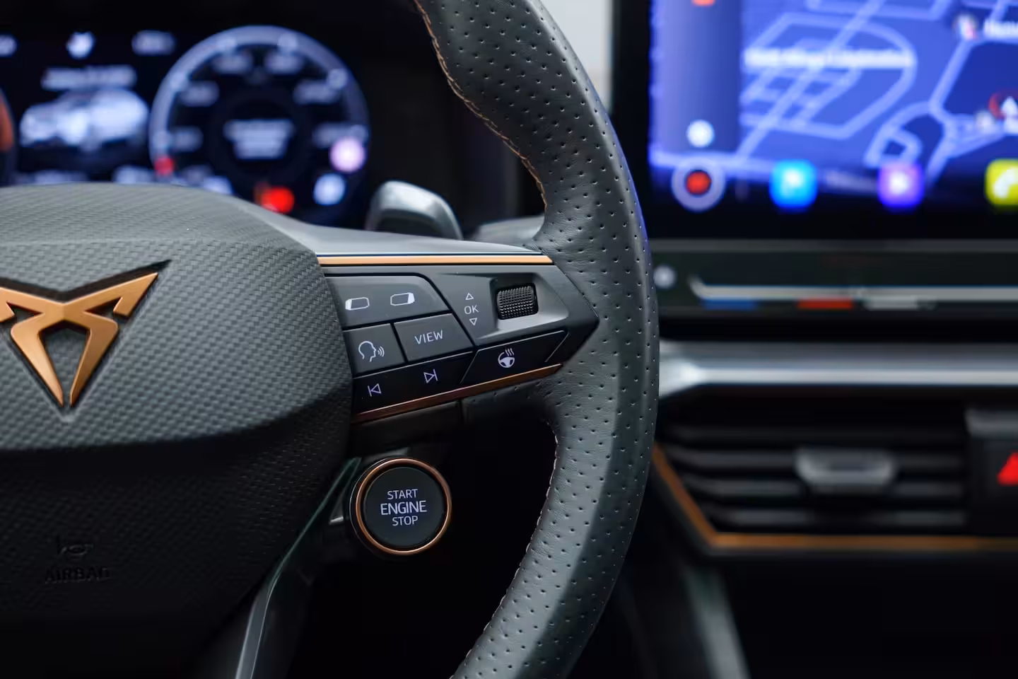 Cupra Formentor 1.4 e-Hybrid VZ Performance |Pano|Buttons|Memory|Dodehoek|Ambient|