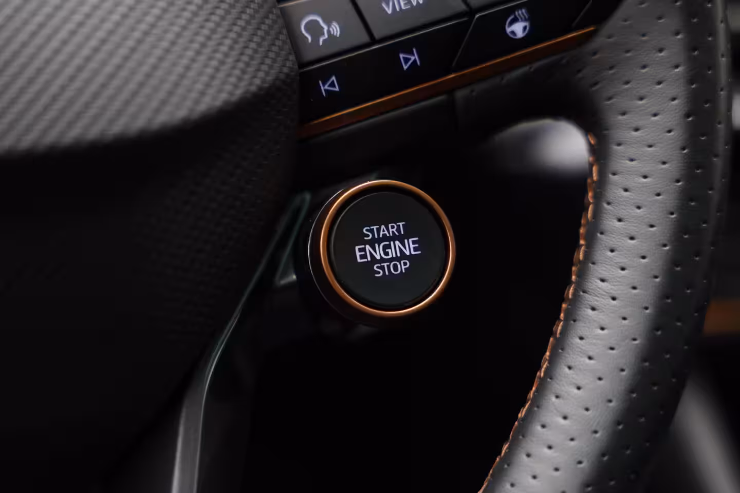 Cupra Formentor 1.4 e-Hybrid VZ Performance |Pano|Buttons|Memory|Dodehoek|Ambient|