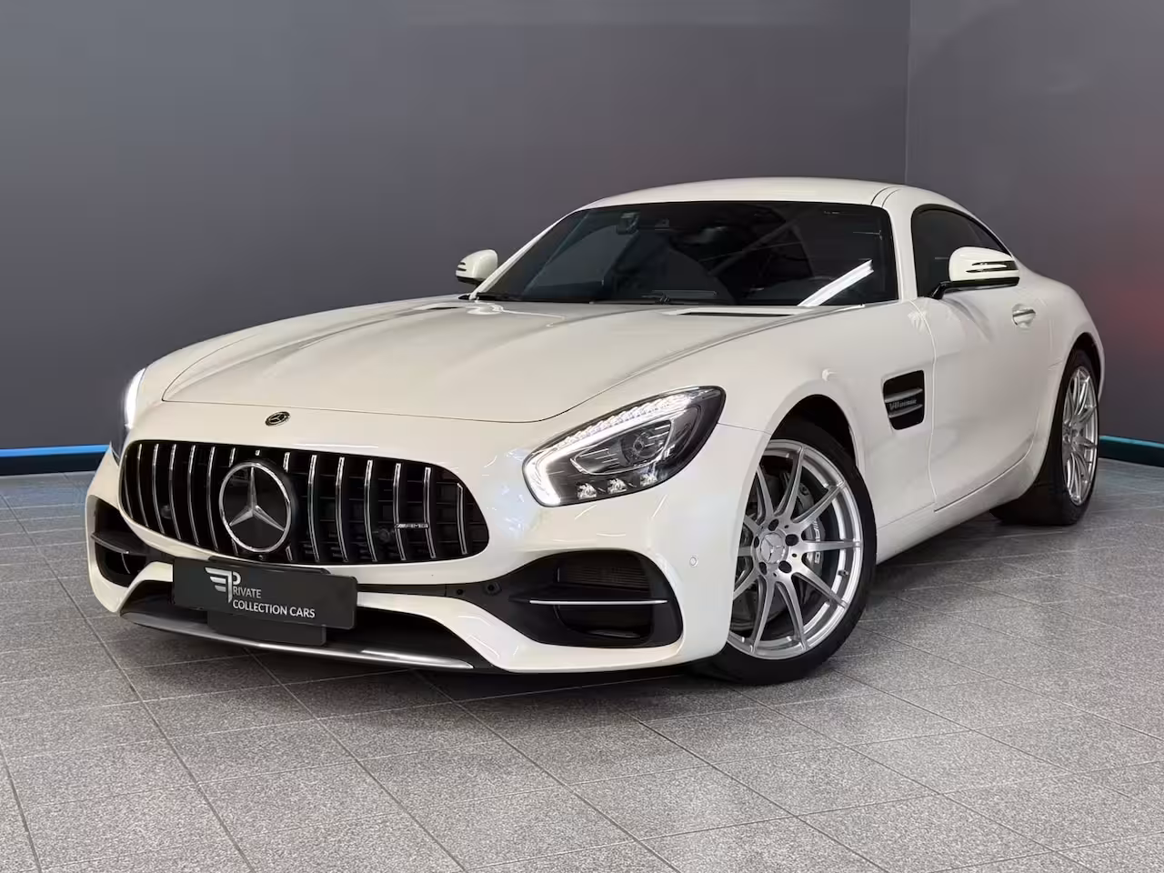 Mercedes-Benz AMG GT 4.0 | 462 pk | Diamant-wit Bright designo | 24.178 km