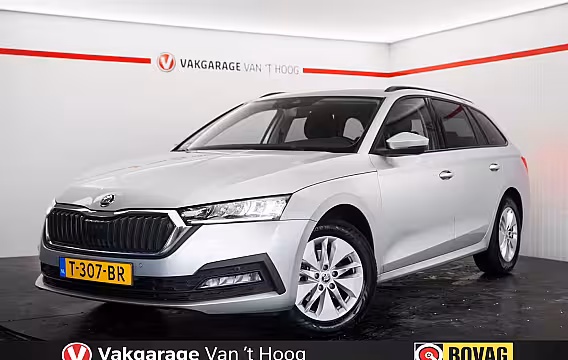 Skoda Octavia Combi Automaat Business Edition | CarPlay | LED | Elektrische achterklep | NL-auto