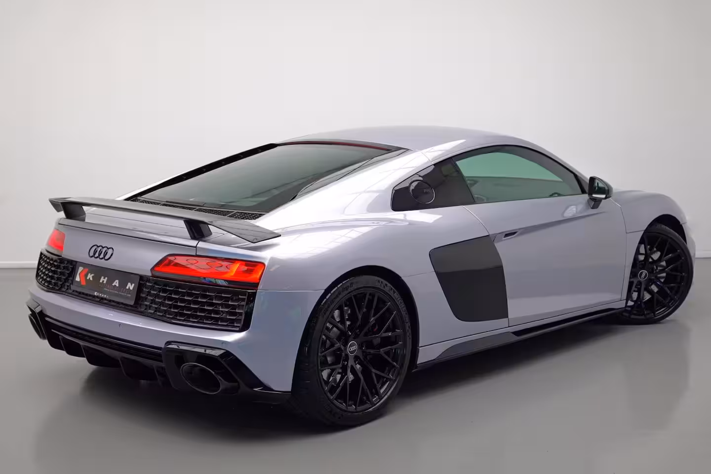 Audi R8 5.2 RWD |Carbon|Camera|Bang&Olufsen|