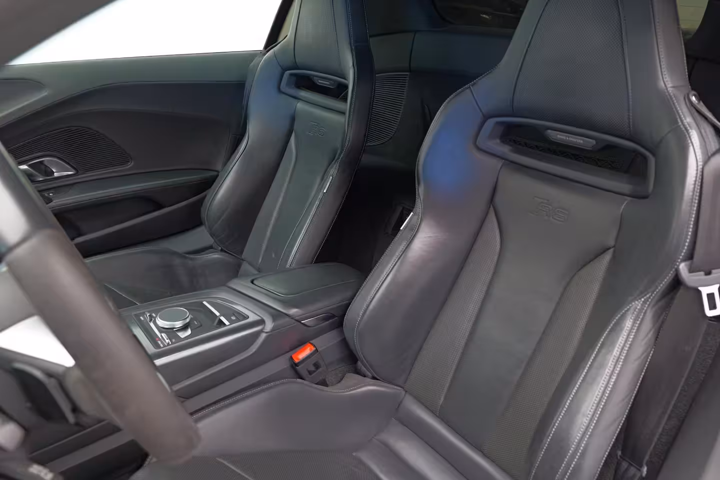 Audi R8 5.2 RWD |Carbon|Camera|Bang&Olufsen|