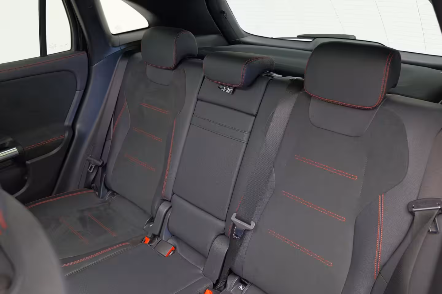 Mercedes-Benz GLA-Klasse GLA250 4MATIC AMG Line |Pano|Ambient|Camera|