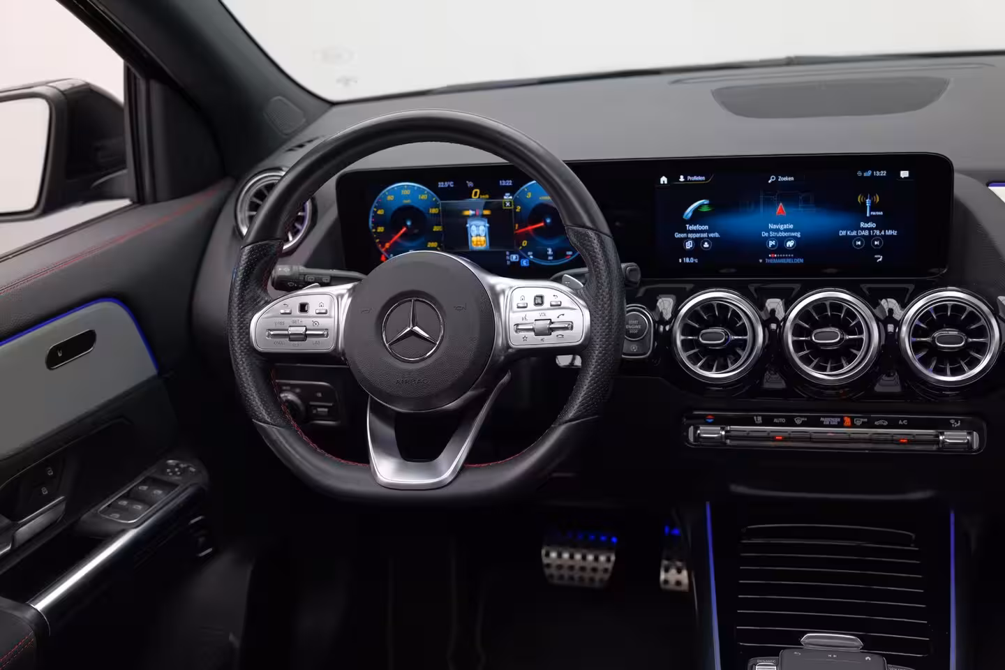 Mercedes-Benz GLA-Klasse GLA250 4MATIC AMG Line |Pano|Ambient|Camera|