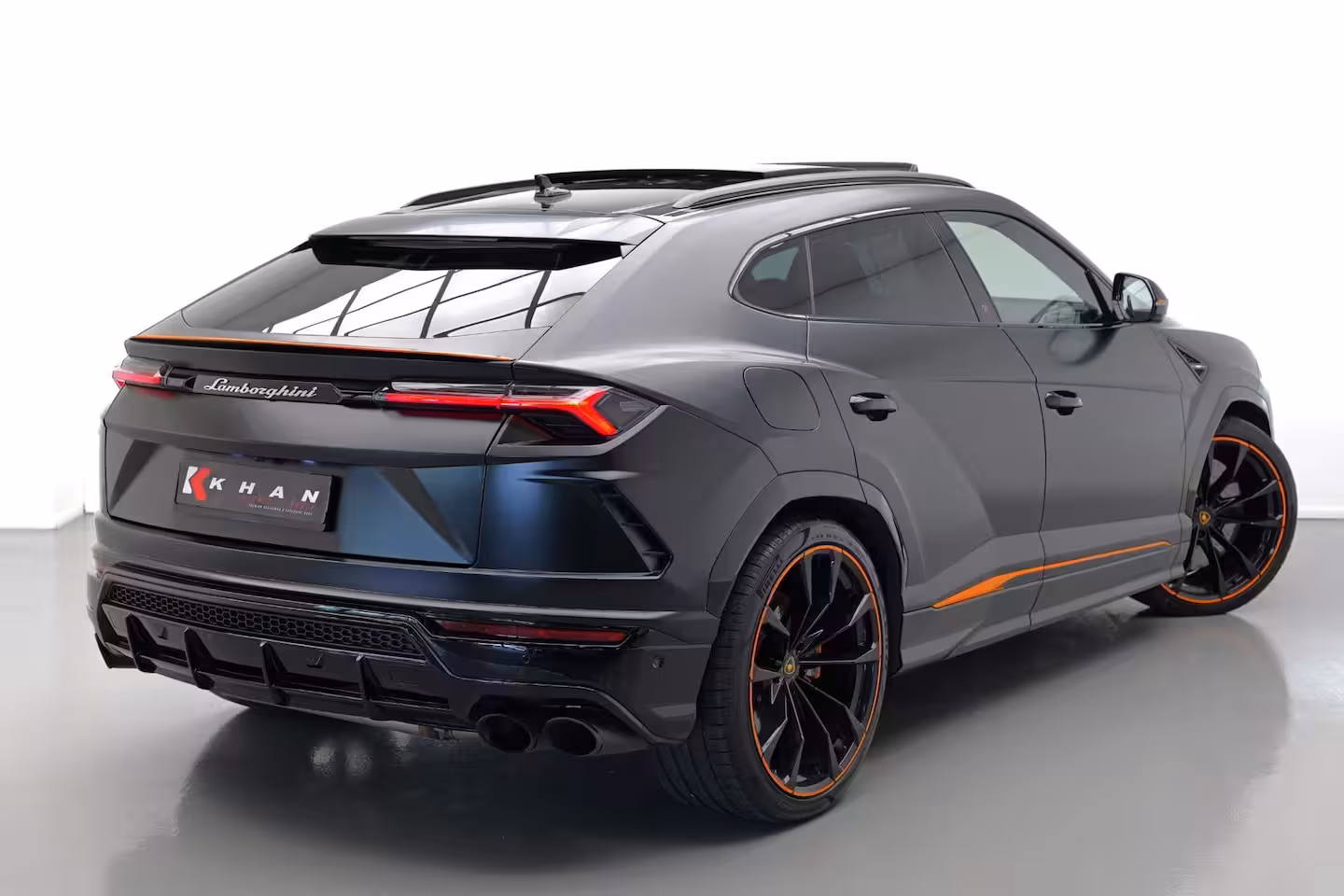 Lamborghini Urus 4.0 V8 Graphite Capsule |BTW|Massage|PPF|Fabrieksgarantie|