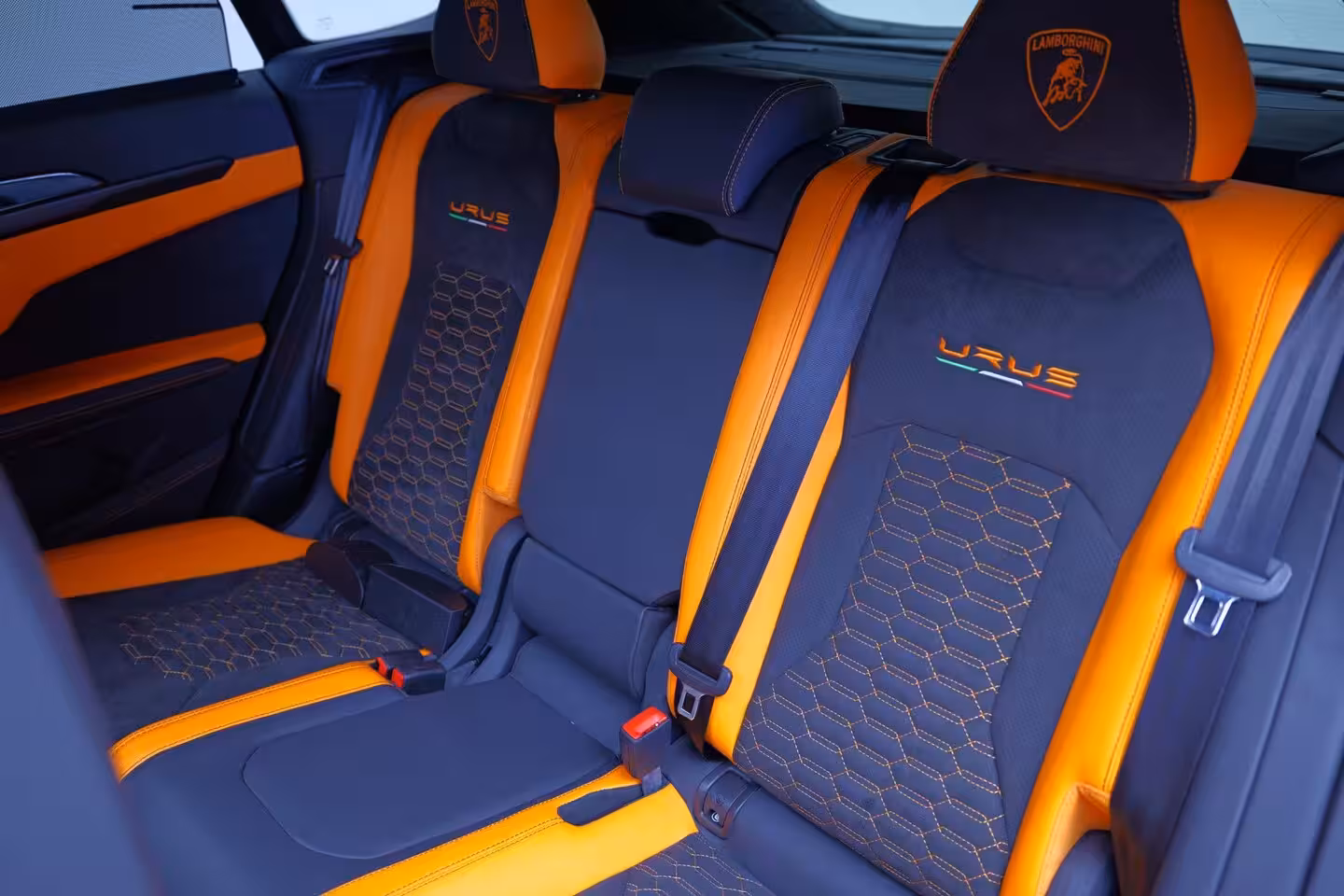 Lamborghini Urus 4.0 V8 Graphite Capsule |BTW|Massage|PPF|Fabrieksgarantie|
