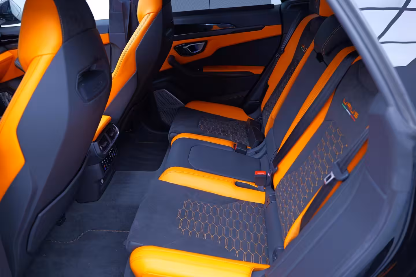 Lamborghini Urus 4.0 V8 Graphite Capsule |BTW|Massage|PPF|Fabrieksgarantie|