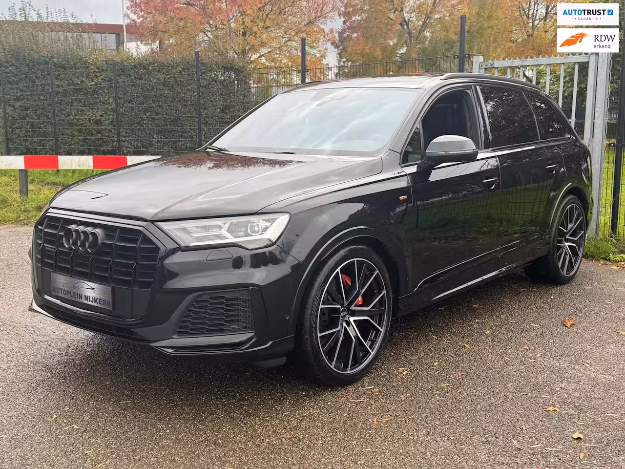 Audi Q7 55 TFSI quattro RS zetels Black Optic Pano Ambient 22inch