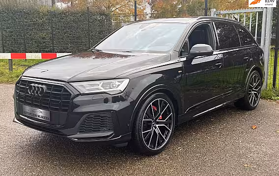Audi Q7 55 TFSI quattro RS zetels Black Optic Pano Ambient 22inch